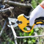lightweight electric pruning tool